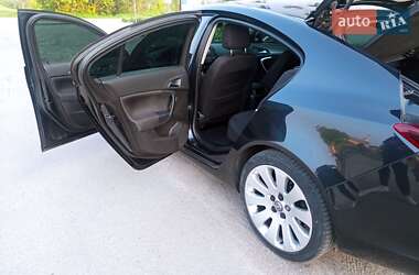 Ліфтбек Opel Insignia 2016 в 
