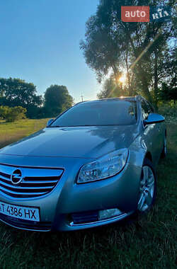 Універсал Opel Insignia 2011 в Івано-Франківську