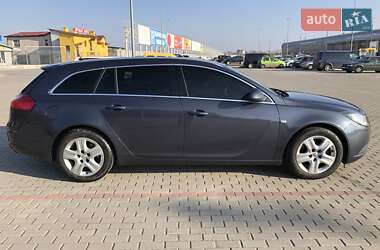 Універсал Opel Insignia 2010 в 