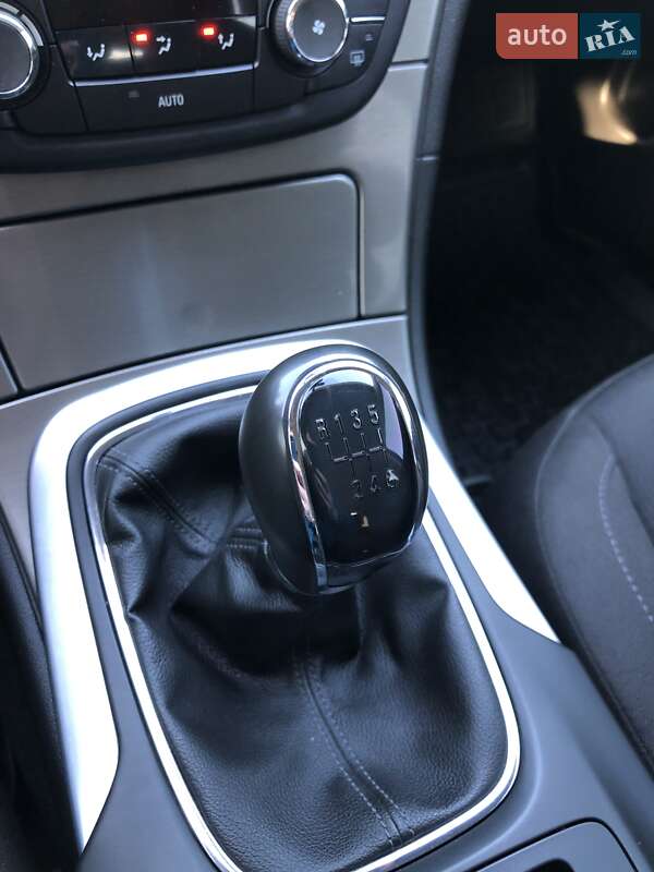 Універсал Opel Insignia 2010 в Львові