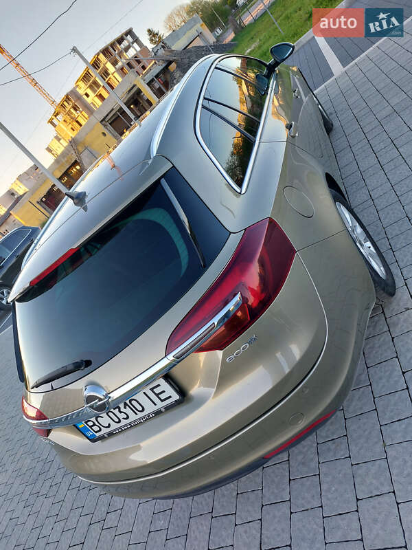 Универсал Opel Insignia 2014 в Львове