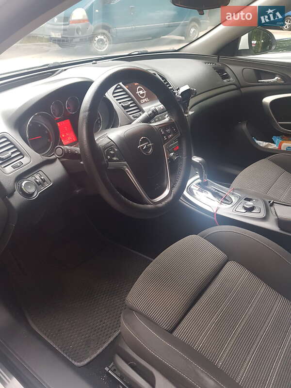 Універсал Opel Insignia 2012 в Києві