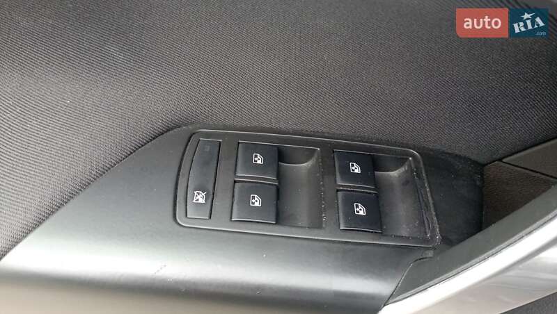 Універсал Opel Insignia 2013 в Умані фото 19 Універсал Opel Insignia 2013 в Умані