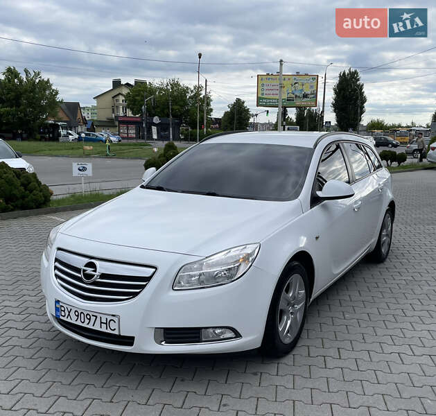 Opel Insignia 2011
