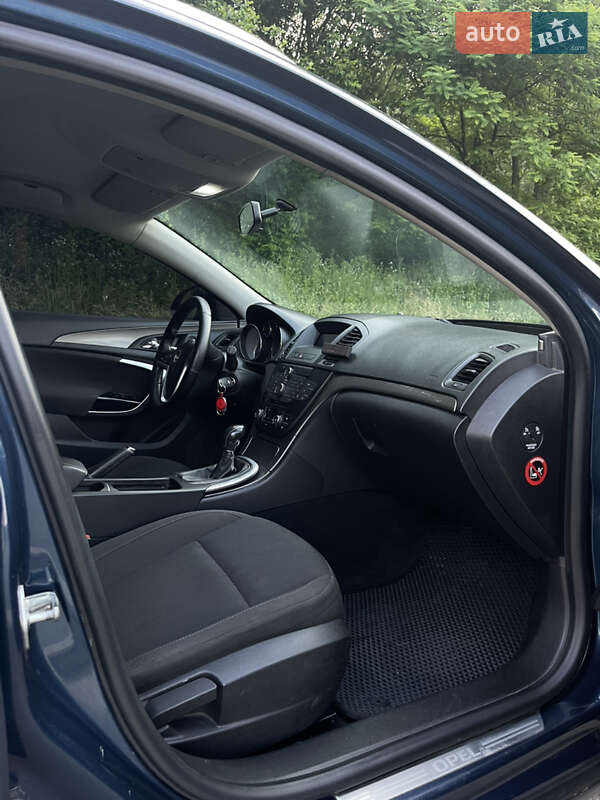 Універсал Opel Insignia 2010 в Ужгороді фото 12 Універсал Opel Insignia 2010 в Ужгороді