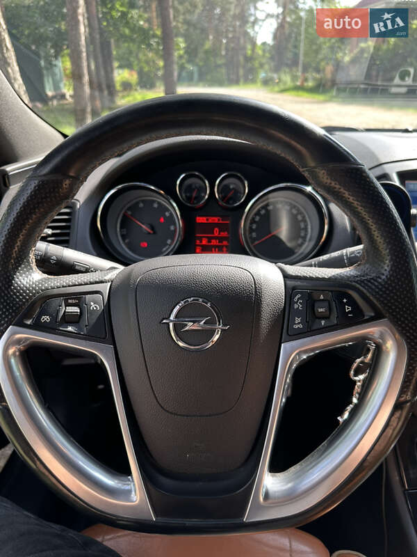 Универсал Opel Insignia 2012 в Киеве