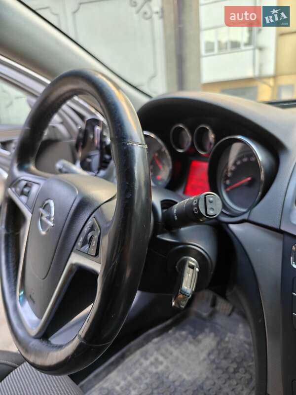 Универсал Opel Insignia 2012 в Ивано-Франковске фото 32 Универсал Opel Insignia 2012 в Ивано-Франковске