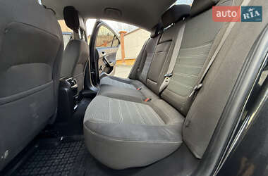 Лифтбек Opel Insignia 2010 в 