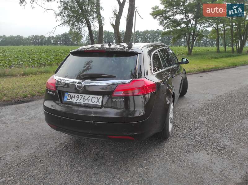 Універсал Opel Insignia 2010 в Сумах