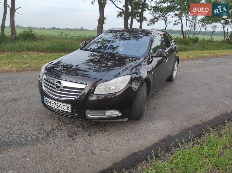 Універсал Opel Insignia 2010 в Сумах
