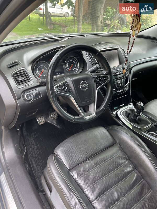 Универсал Opel Insignia 2013 в Луцке