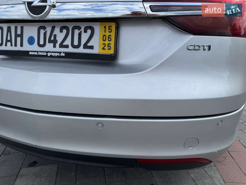 Универсал Opel Insignia 2015 в Хусте