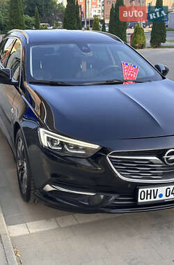 Универсал Opel Insignia 2019 в 