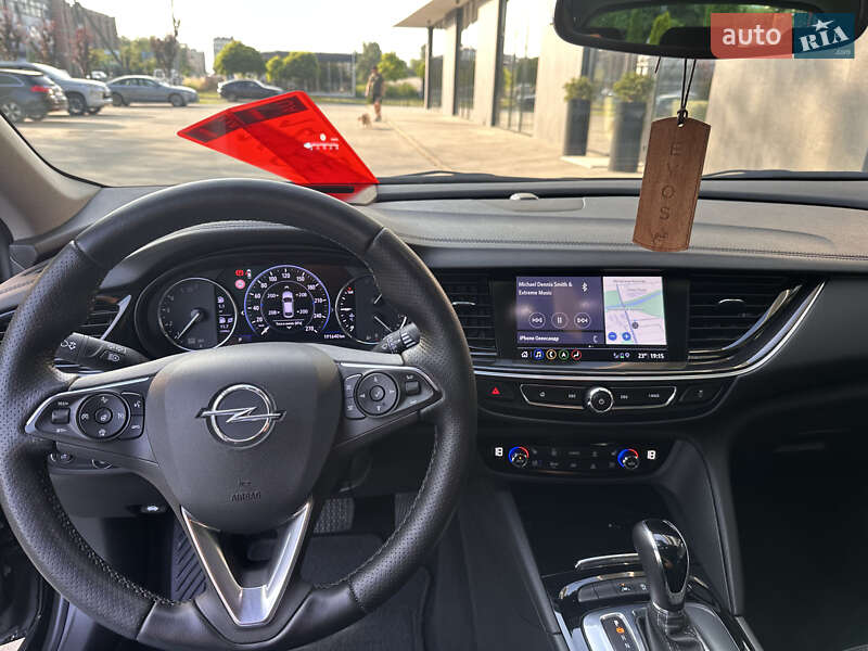Універсал Opel Insignia 2019 в Ужгороді