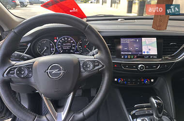 Универсал Opel Insignia 2019 в 