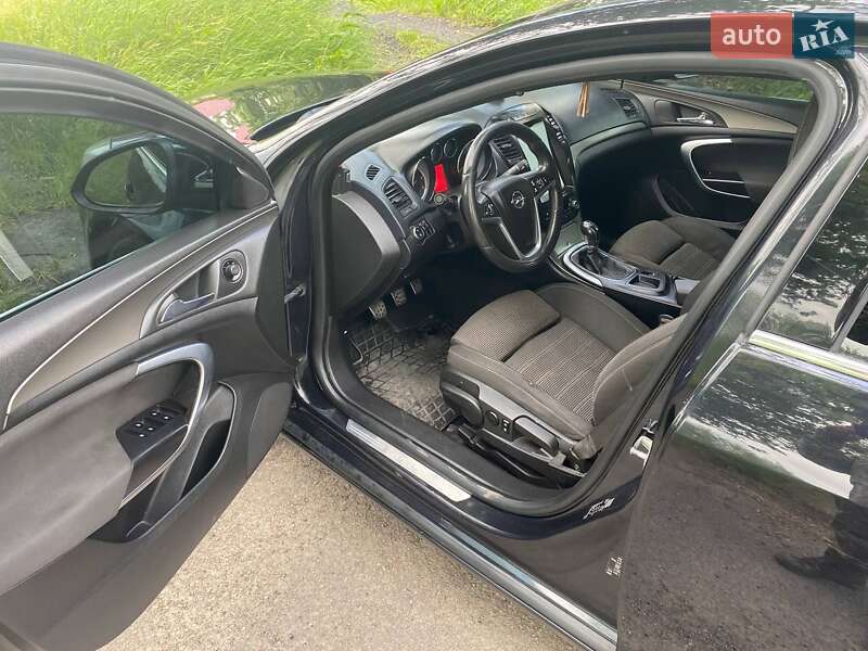 Ліфтбек Opel Insignia 2010 в Українці