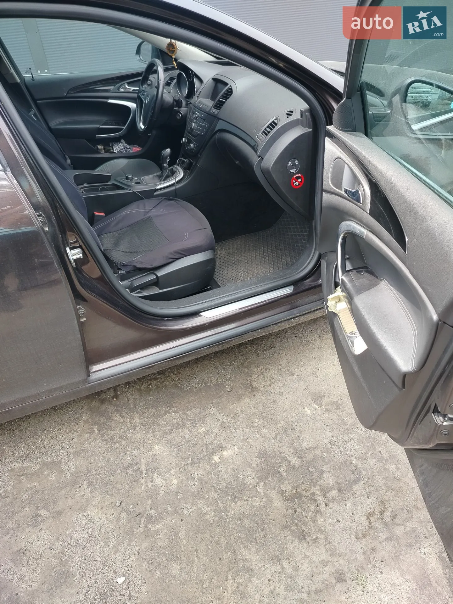 2010 Opel Insignia - мініатюра 5