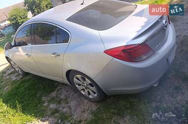 Седан Opel Insignia 2010 в 