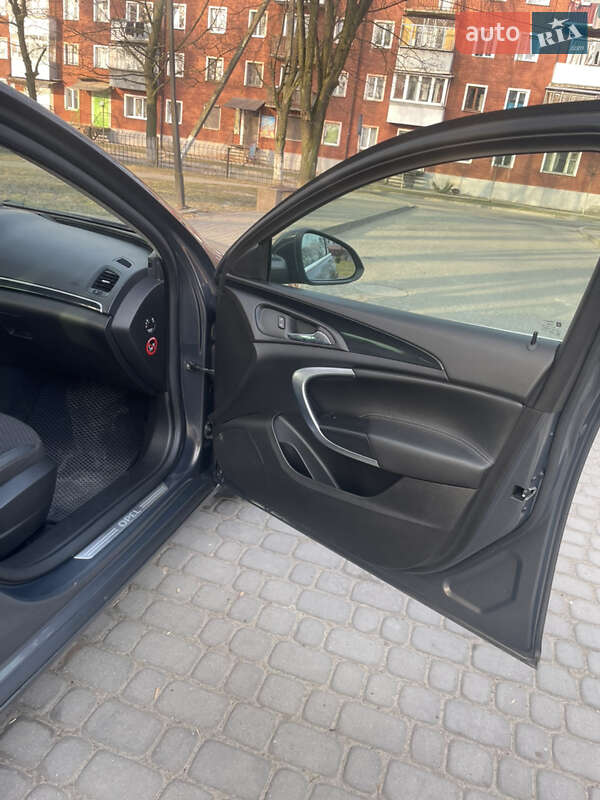 Универсал Opel Insignia 2014 в Львове