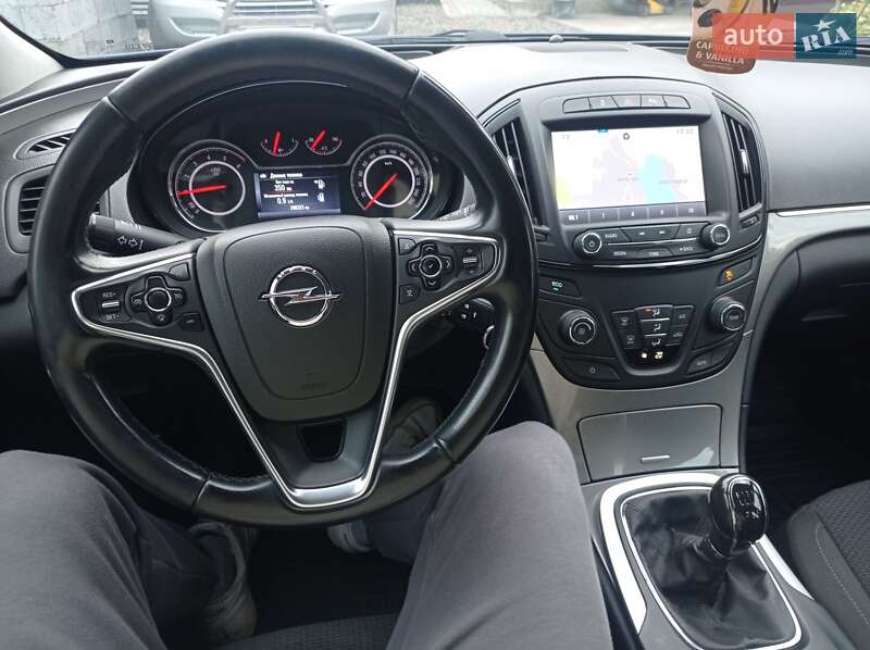 Универсал Opel Insignia 2014 в Бурштыне