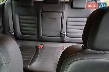 Седан Opel Insignia 2016 в Ковелі