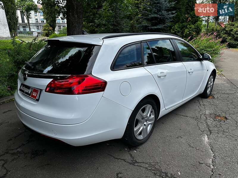 Універсал Opel Insignia 2013 в Києві
