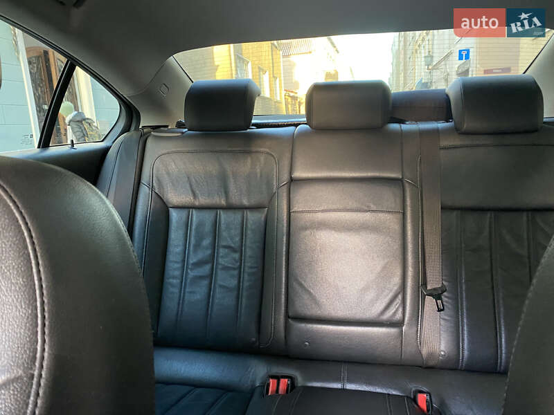 Седан Opel Insignia 2013 в Одесі