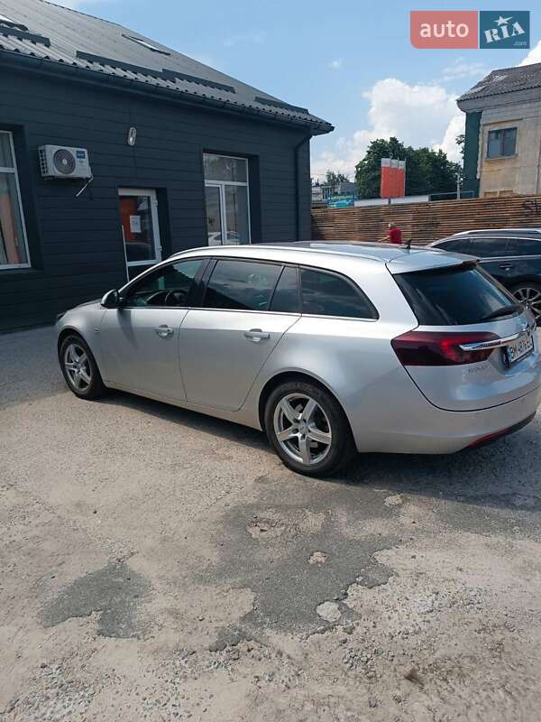 Універсал Opel Insignia 2015 в Сумах
