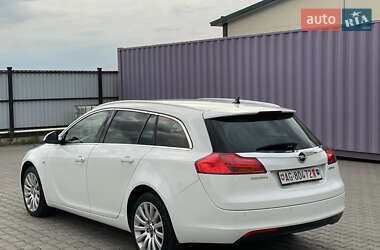 Універсал Opel Insignia 2011 в 
