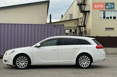 Універсал Opel Insignia 2011 в 