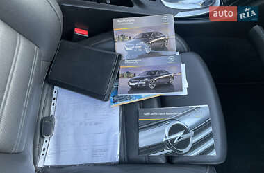 Універсал Opel Insignia 2011 в 