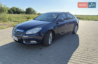 Ліфтбек Opel Insignia 2010 в Отинії