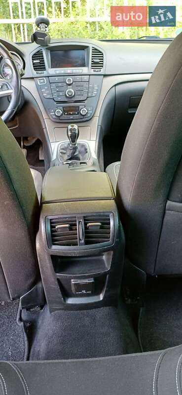 Универсал Opel Insignia 2013 в Южноукраинске фото 17 Универсал Opel Insignia 2013 в Южноукраинске