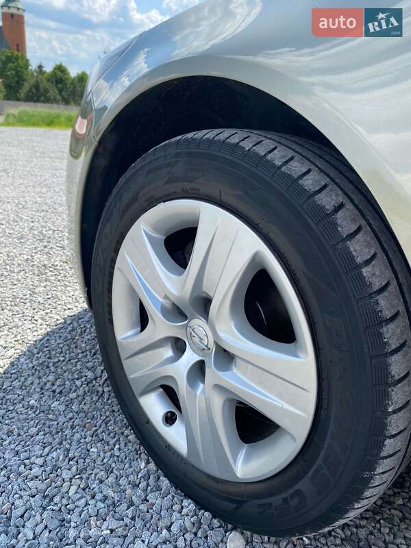 Универсал Opel Insignia 2014 в Звенигородке фото 16 Универсал Opel Insignia 2014 в Звенигородке