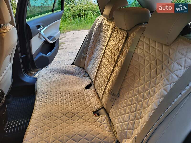 Универсал Opel Insignia 2013 в Чорткове