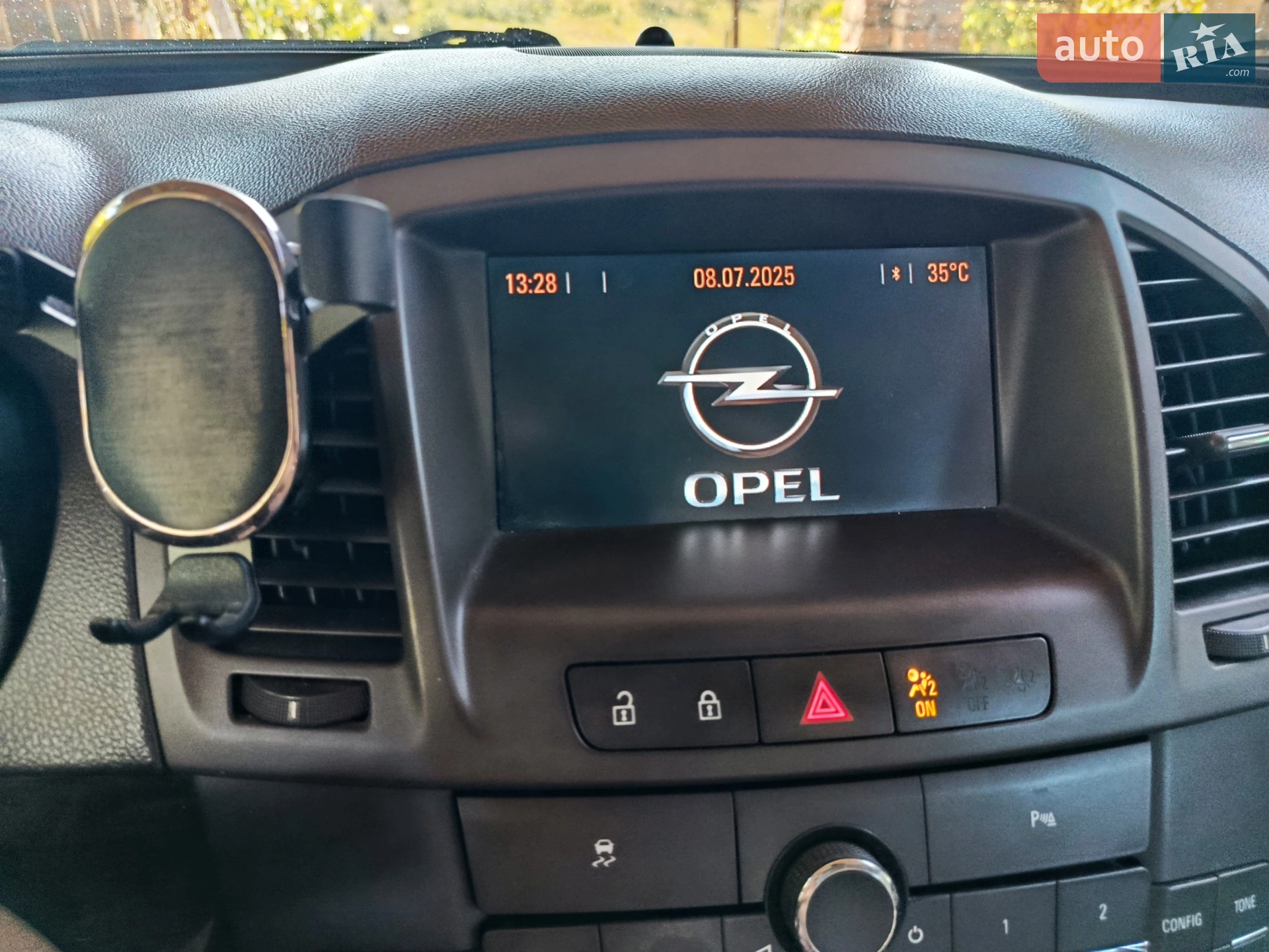 2010 Opel Insignia - мініатюра 22