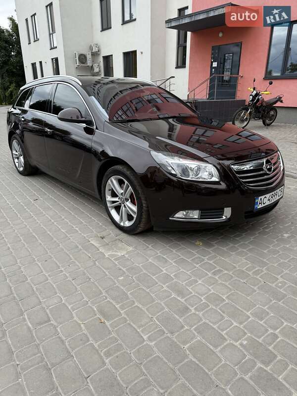 Универсал Opel Insignia 2011 в Луцке