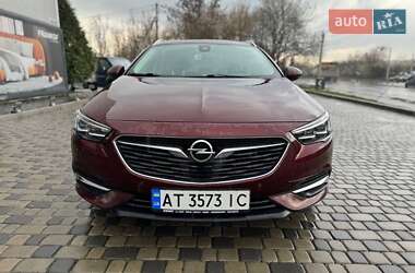 Универсал Opel Insignia 2018 в 