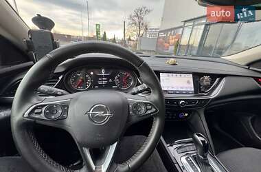 Универсал Opel Insignia 2018 в 