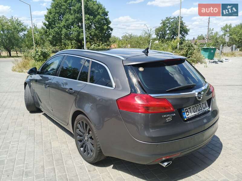Універсал Opel Insignia 2009 в Миколаєві