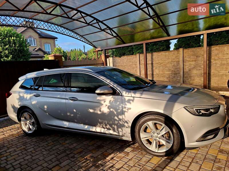 Универсал Opel Insignia 2017 в Киеве