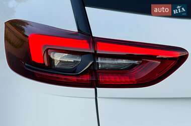 Универсал Opel Insignia 2022 в 