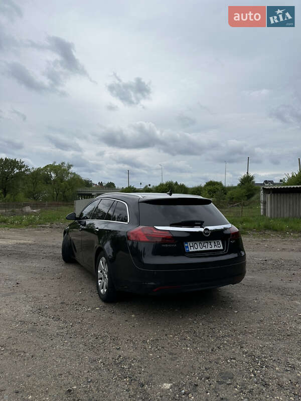 Універсал Opel Insignia 2011 в Тернополі