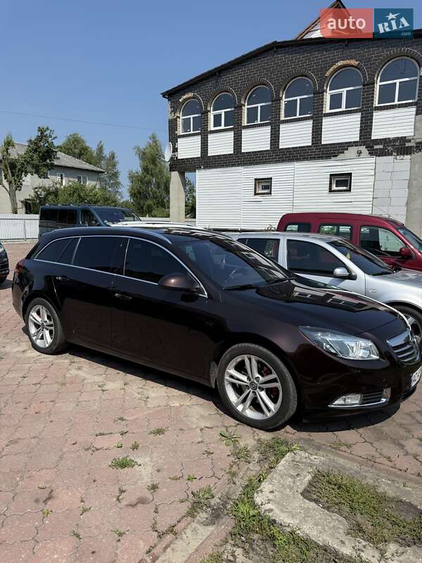 Универсал Opel Insignia 2011 в Луцке