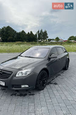 Универсал Opel Insignia 2012 в Львове