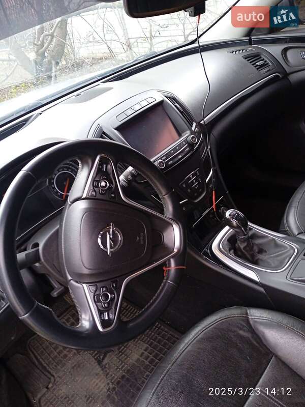 Универсал Opel Insignia 2015 в Днепре