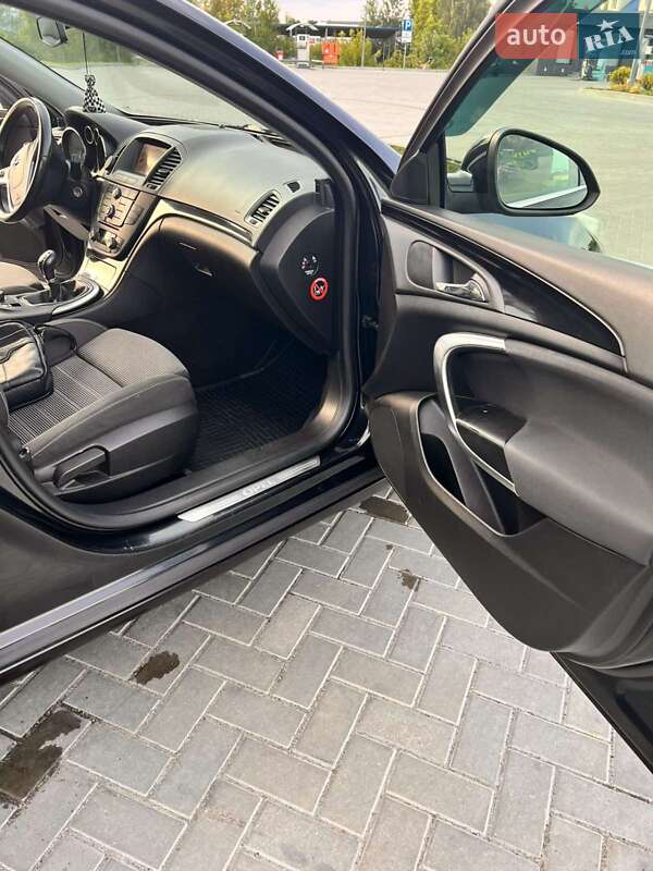 Універсал Opel Insignia 2010 в Сокалі