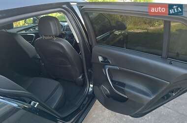 Универсал Opel Insignia 2015 в 