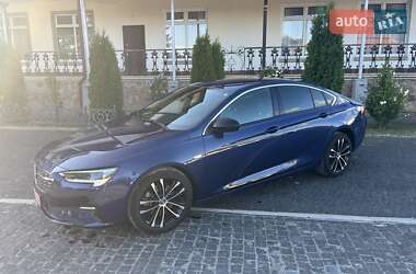 Лифтбек Opel Insignia 2020 в 