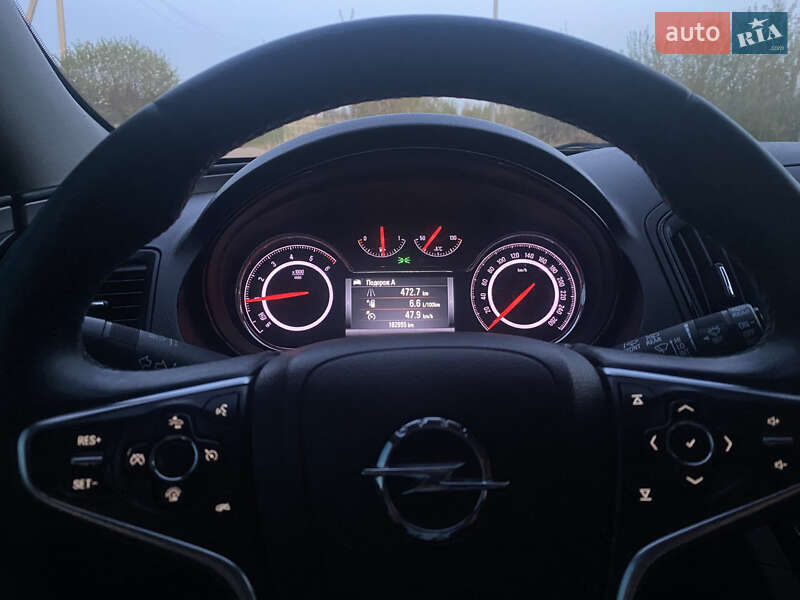 Універсал Opel Insignia 2015 в Сумах